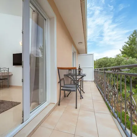 Lägenhet Ela Makarska